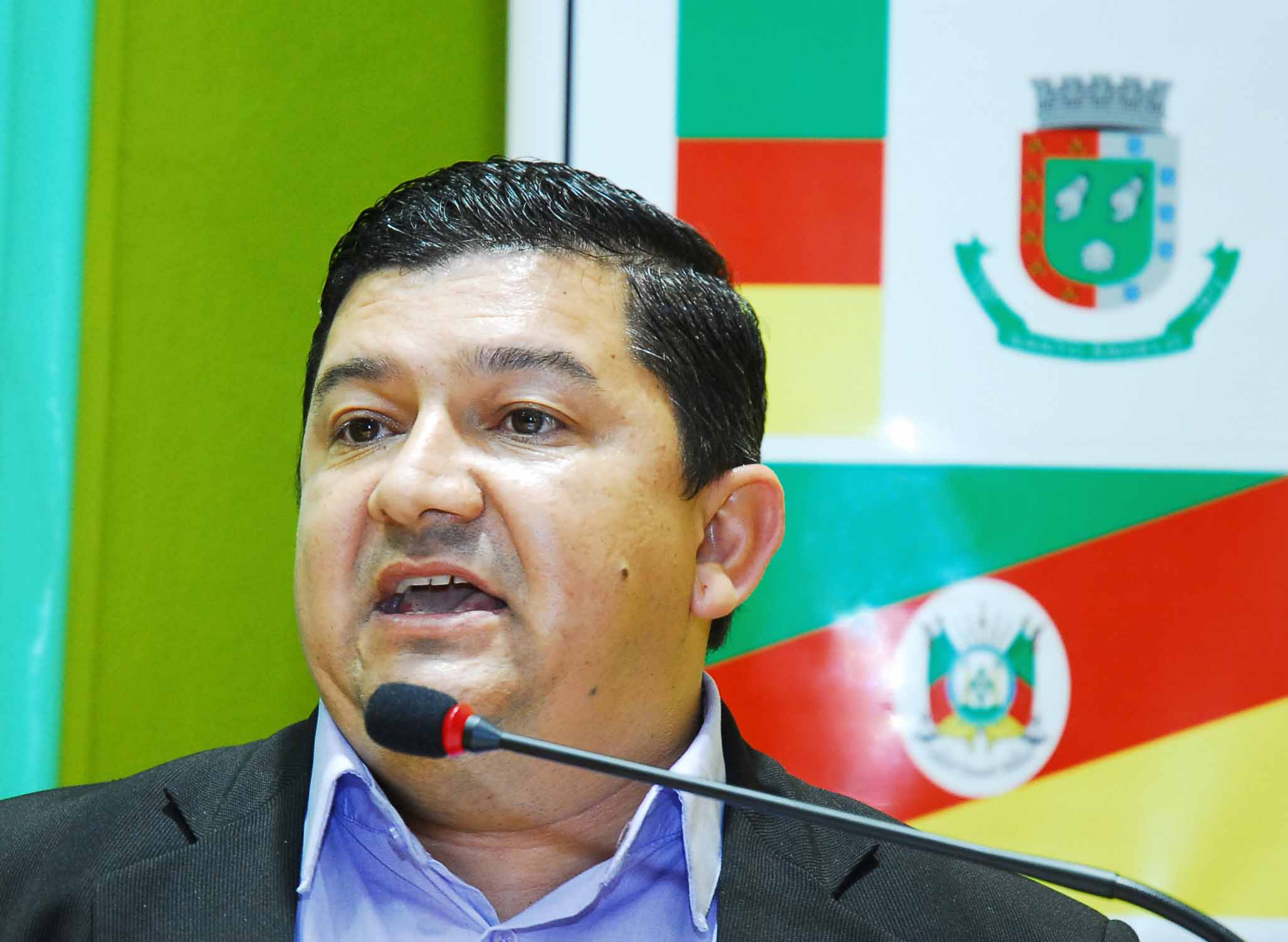 Projeto que prevê avaliação periódica das escolas municipais é sancionado como Lei