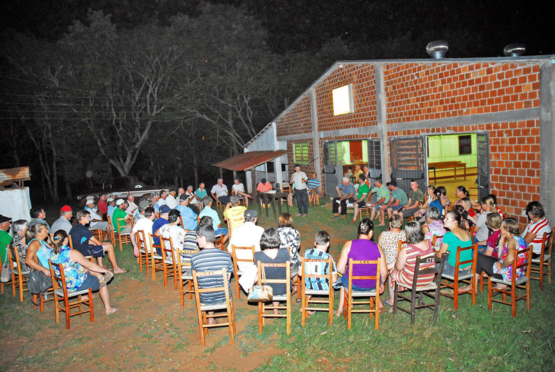 Legislativo Missioneiro se reúne com Comunidades do interior