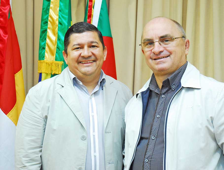 Defensor Público Waldemar Menchik Júnior recebe, hoje, título de Cidadão Honorário