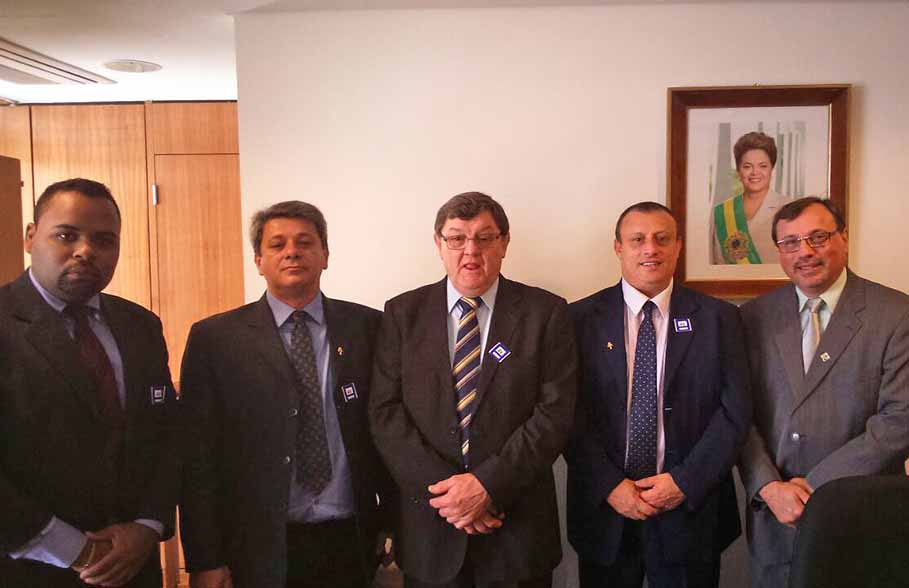 Comitiva divulga e busca parcerias para a 17ª edição da Fenamilho Internacional