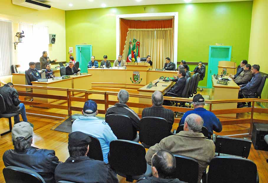 Legislativo de Santo Ângelo debate necessidades do Pequeno Produtor Rural