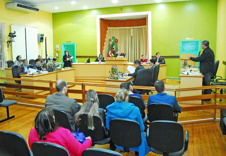 Após debate, Plano Municipal de Educação é aprovado pela Câmara de Vereadores de Santo Ângelo