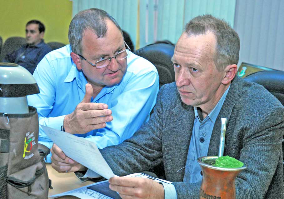 Vereadores Gilberto Corazza e Diomar Formenton em defesa do Banrisul
