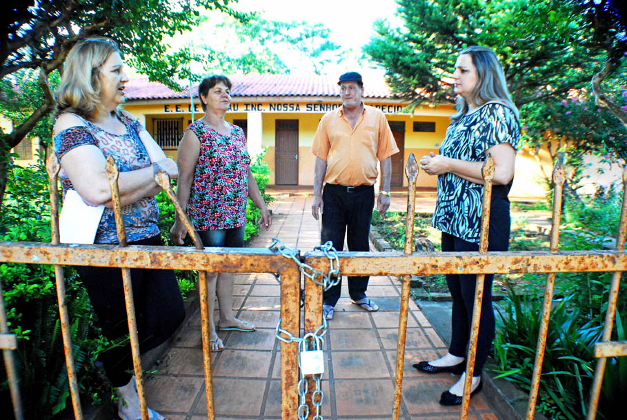 Vereadora Jacqueline​ ​requer doação do imóvel que deixará de sediar Escola Estadual no Distrito União​ 