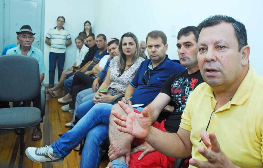 Câmara articula ações pela viabilização do serviço de transporte aos acadêmicos do interior do município