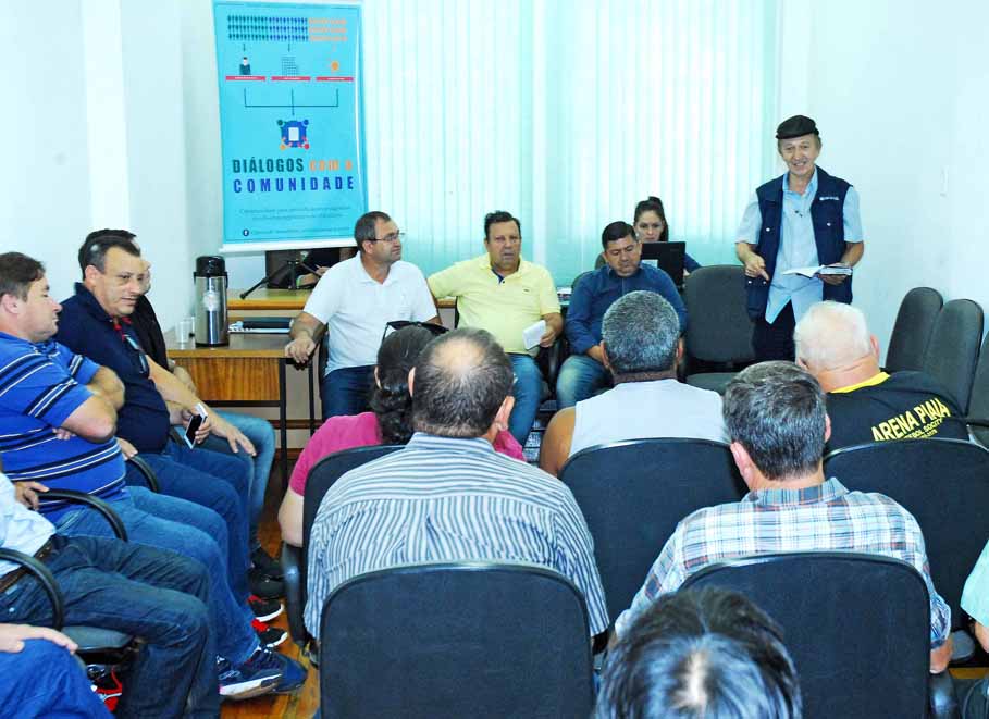 Terceiro encontro do Projeto “Diálogos com a Comunidade” destaca problemas no sistema de esgoto e depredação do Ginásio de Esportes localizado nos Bairros Harmonia e União