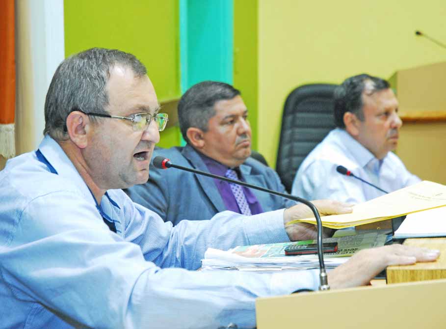 Termina hoje o prazo para que o projeto de reajuste salarial dos servidores de Santo Ângelo seja protocolado na Câmara de Vereadores