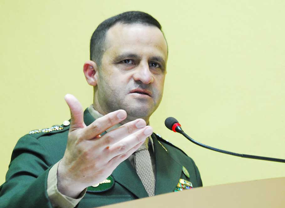 Poder Legislativo faz homenagem à Pátria