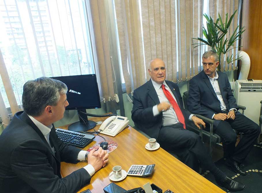 Vereador Jacques Barbosa trabalha na busca por novos recursos orçamentários para o município 