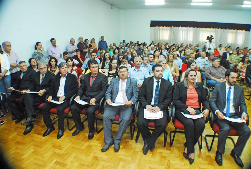 Prefeito e vereadores eleitos de Santo Ângelo são diplomados