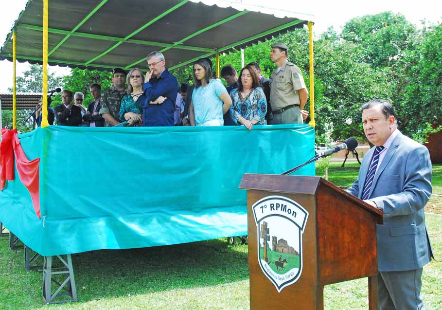 Vereador Osvaldir Ribeiro de Souza recebe homenagem da Brigada Militar