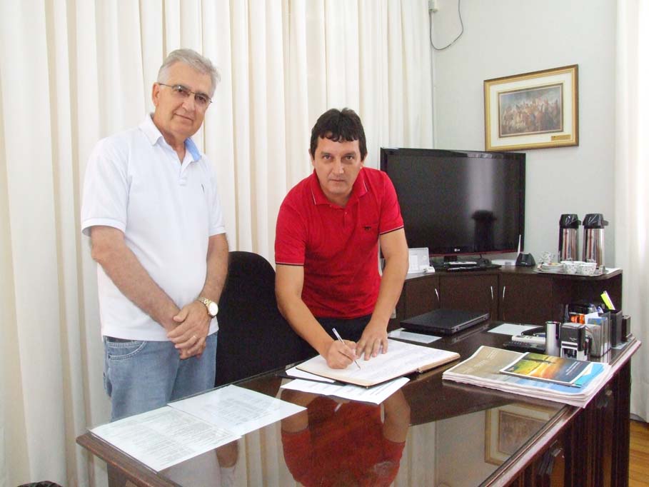 Vando Nolasco assume, interinamente, o comando do Legislativo Municipal