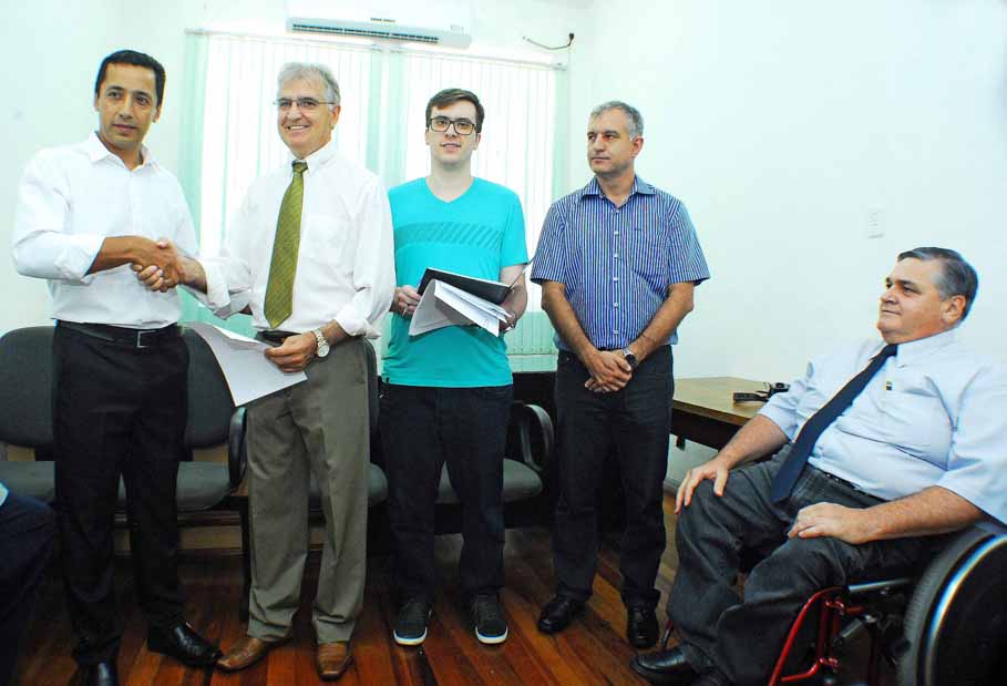 Valdonei e Lauri assumem as vagas dos titulares Everaldo de Oliveira e Jacqueline Possebom.