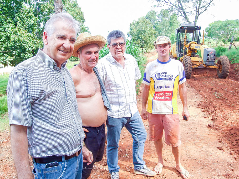  Presidente da Câmara, Adolar Queiroz acompanha andamento de obras no interior do Município 