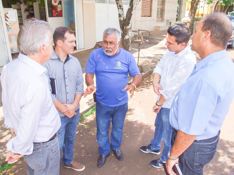 Presidente do Legislativo solicita ao DMT e à Secretaria de Obras medidas de segurança junto às imediações do Instituto Odão Felippe Pippi