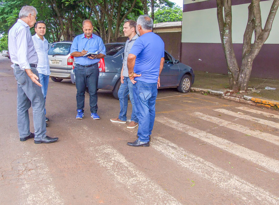 Presidente do Legislativo solicita ao DMT e à Secretaria de Obras medidas de segurança junto às imediações do Instituto Odão Felippe Pippi