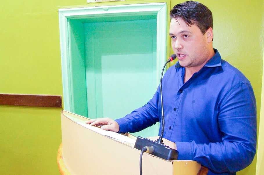  Legislativo realiza audiência para tratar sobre  implantação do Conselho Municipal de Proteção e Defesa dos Animais.