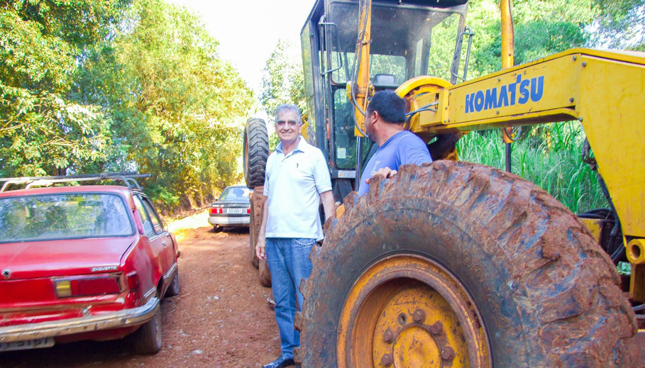 Presidente do Legislativo, Adolar Queiroz, acompanha obras nas estradas do interior  