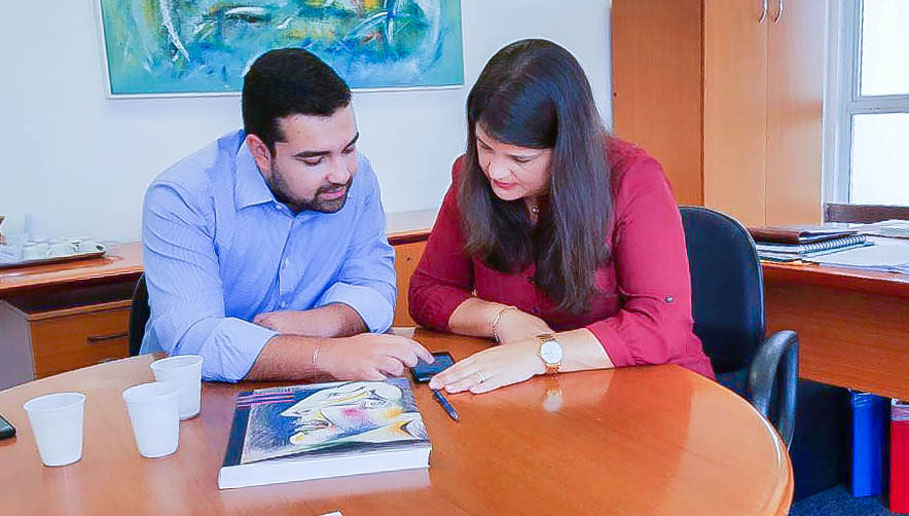 Em reunião com diretores da Oi e da Vivo, Vereador Felippe Terra Grass cobra melhorias no serviço prestado pelas operadoras 