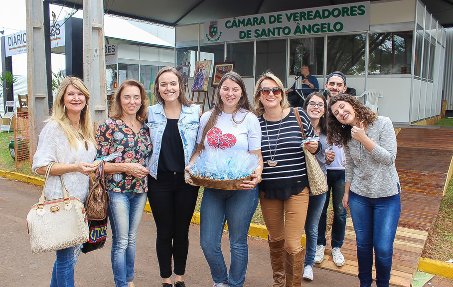 ARTE, COOKIES E SORRISOS - 18º Fenamilho