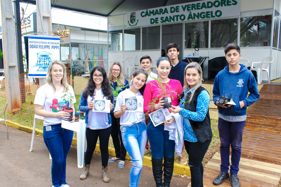 Instituto Odão Felipe Pippi apresenta projetos no estande da CÂMARA