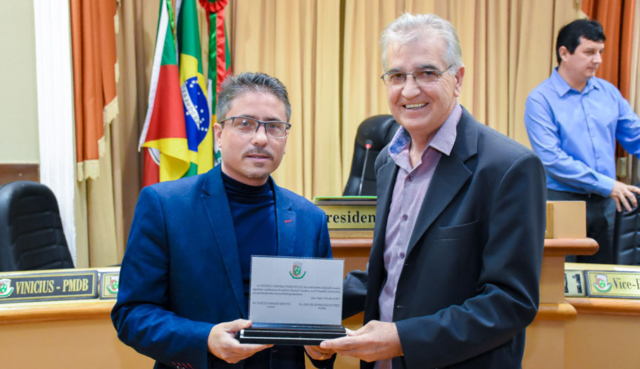 Mais três parceiros do Projeto Câmara Cidadã são homenageados 