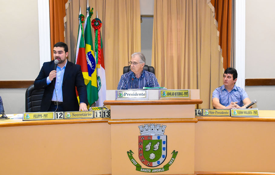 Vereador Felippe Terra Grass apresenta projeto que propõe isenção do IPTU a pacientes oncológicos