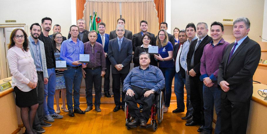 Legislativo conclui homenagens aos parceiros do projeto Câmara Cidadã