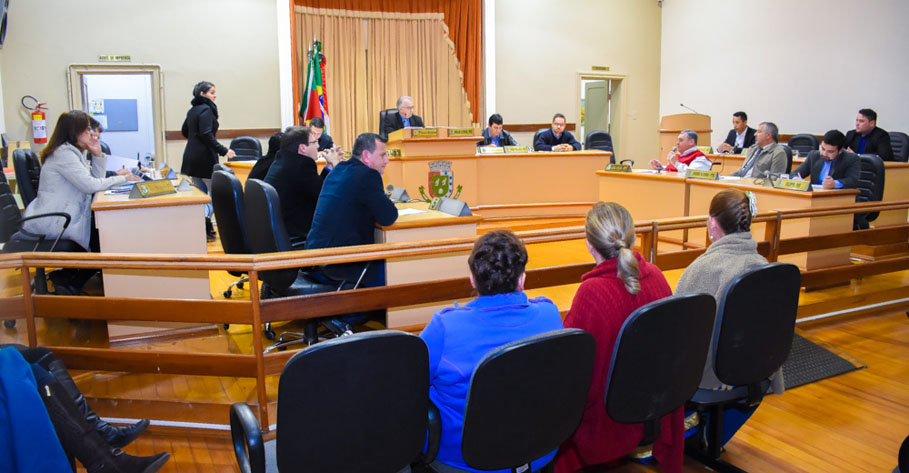 Legislativo de Santo Ângelo vai realizar sessão solene em homenagem aos 50 anos do jornal A Tribuna Regional 