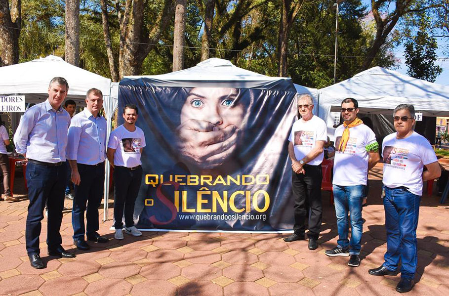 Movimento  “Quebrando o Silêncio” reuniu centenas de pessoas no último final de semana 