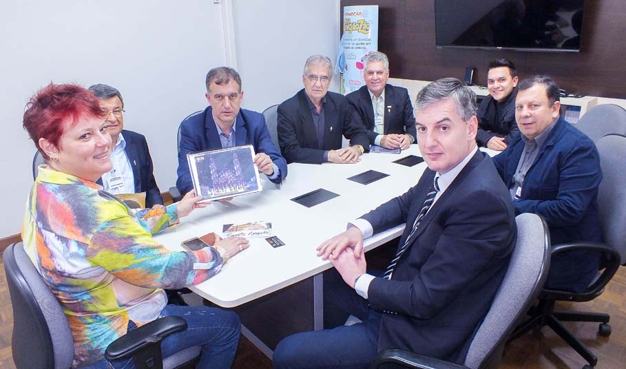 Em Porto Alegre, comitiva busca alternativas para fortalecer serviços do Hospital Santo Ângelo 