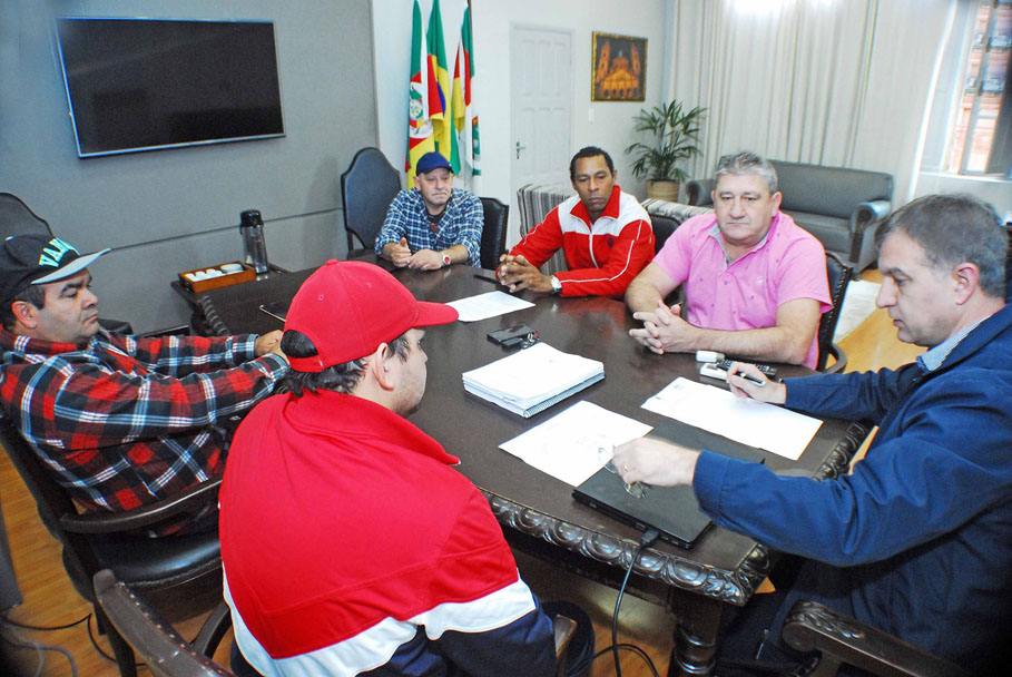  Confirmada a cedência de área para reconstrução do núcleo comunitário do bairro Maria Ritter