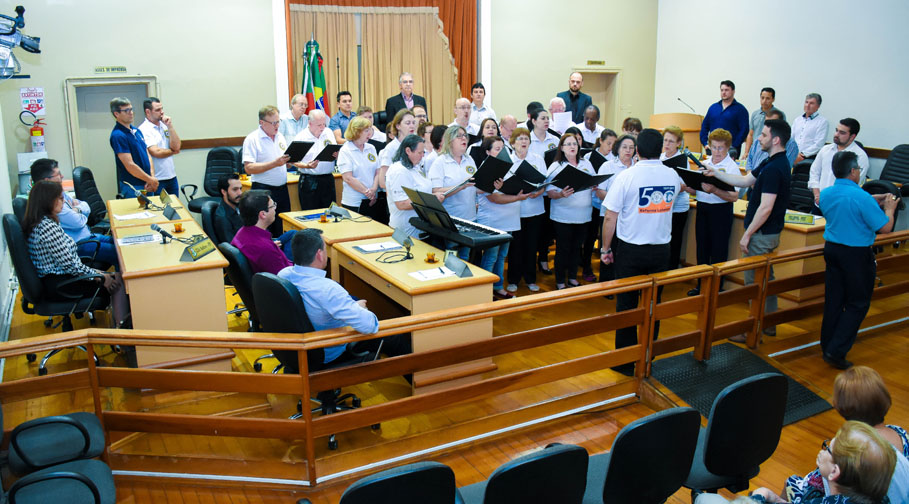 Sessão especial  celebra os 500 anos da Reforma Protestante