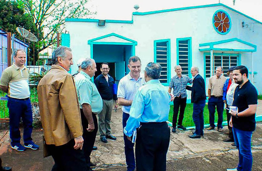 Legislativo e Executivo anunciam obras de pavimentação asfáltica no Bairro Kurtz