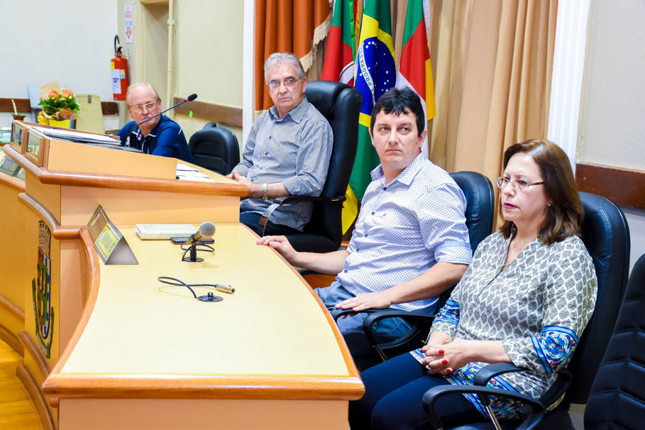 Legislativo presta Homenagem póstuma à senhora Moema M. Becker