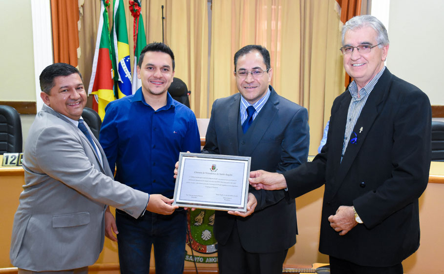 Igreja do Evangelho Quadrangular recebe homenagem pelos 50 anos de atuação