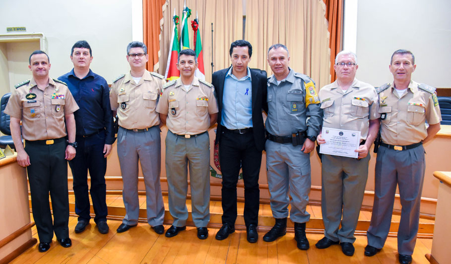 Legislativo realiza sessão especial em comemoração aos 180 anos da Brigada Militar 