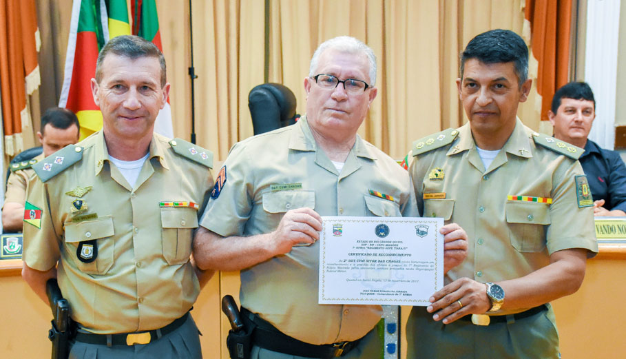 Legislativo realiza sessão especial em comemoração aos 180 anos da Brigada Militar 