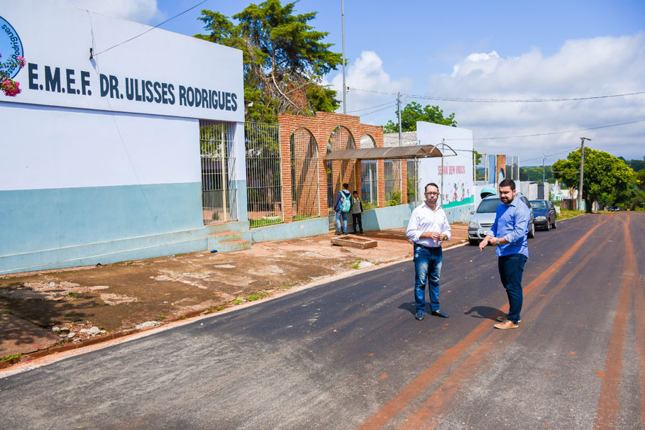 Bairro Kurtz recebe obras de pavimentação asfáltica. 