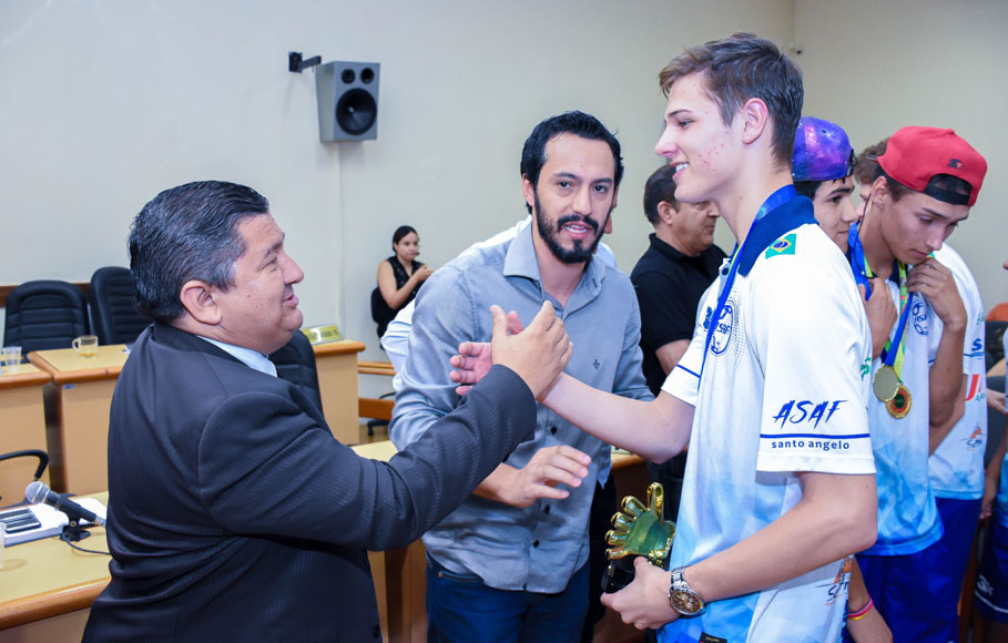 Câmara presta homenagem à ASAF pela conquista do título de Bicampeã Estadual de Futsal 