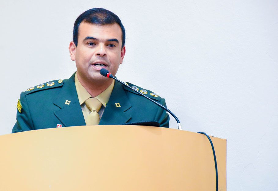  Legislativo realiza sessão alusiva aos 25 anos do 1ºBCom na Capital Missioneira