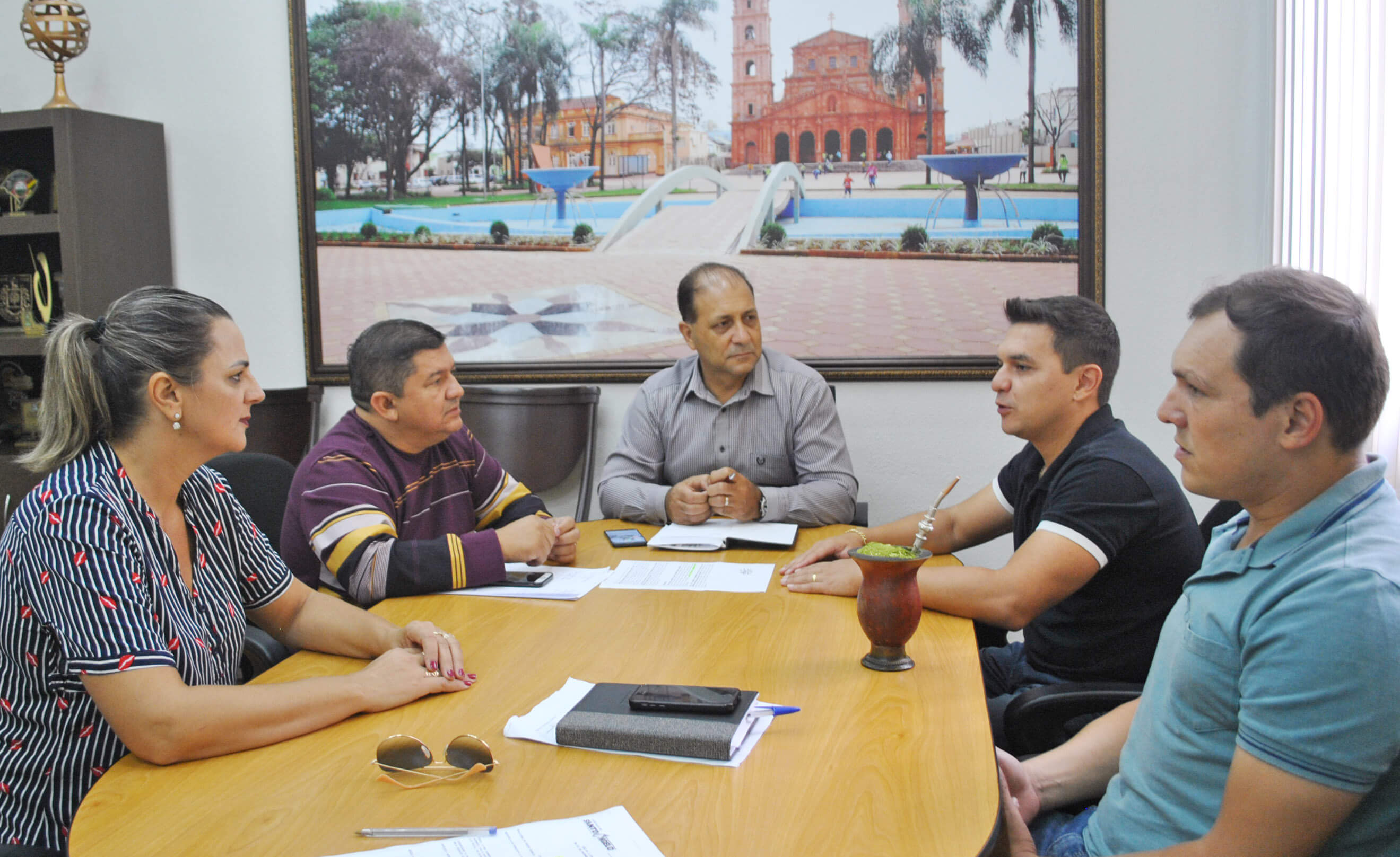Em reunião com Prefeito e Secretários, Presidente do Legislativo trata sobre obras e investimentos para Santo Ângelo.