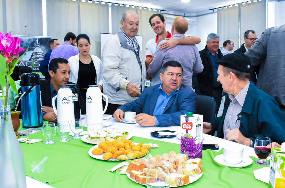 Legislativo Municipal prestigia o 4º Café & Negócios da ACISA