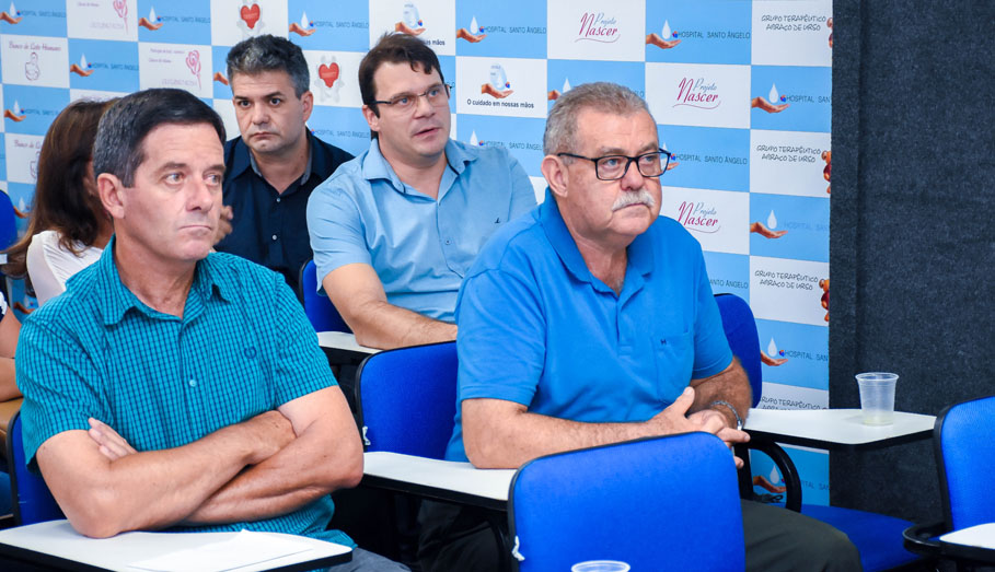 Vereadores se reúnem com Administração do Hospital Santo Ângelo