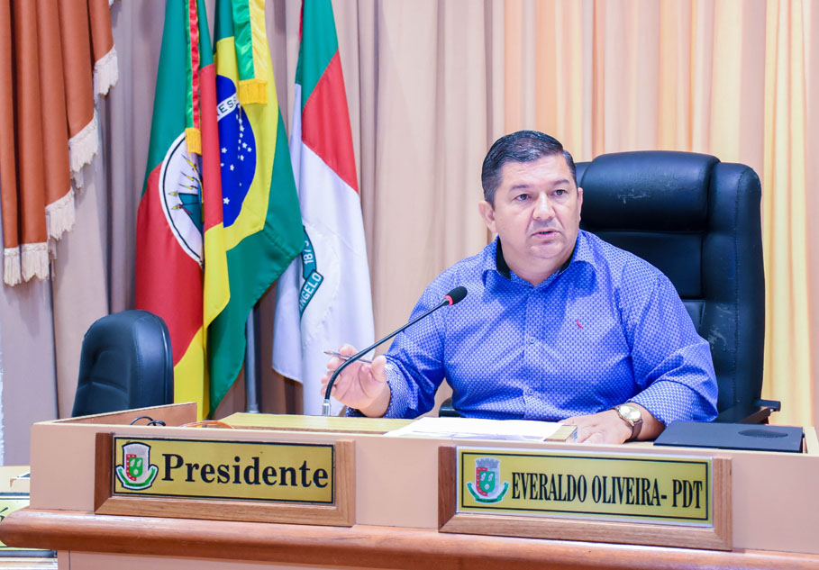Vereadores de Santo Ângelo buscam explicações sobre as obras no Estádio Municipal Carlos Wilson Schröeder