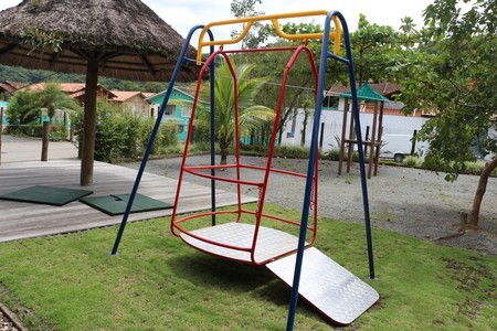 Praças de Santo Ângelo poderão contar com brinquedos adaptados para cadeirantes