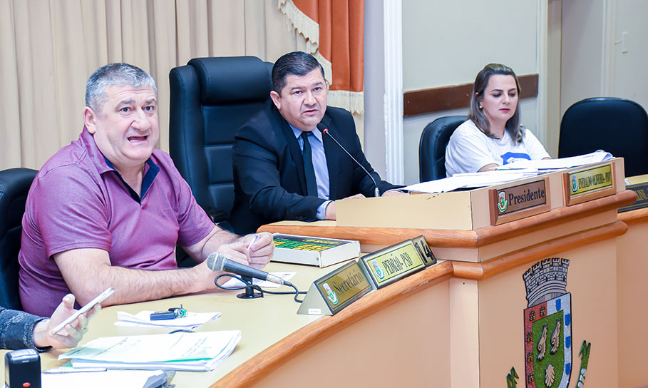Câmara de Vereadores e prefeitura de Santo Ângelo adotam turno único