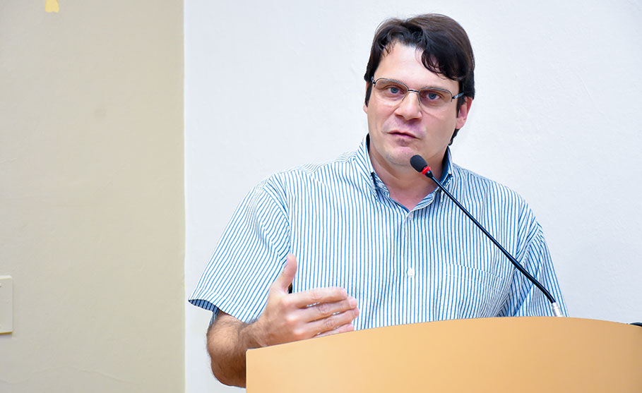 Encaminhado ao Executivo projeto que inclui símbolo autista nas placas de atendimento prioritário