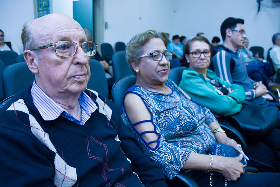 Sessão Especial homenageia Dia Internacional do Idoso