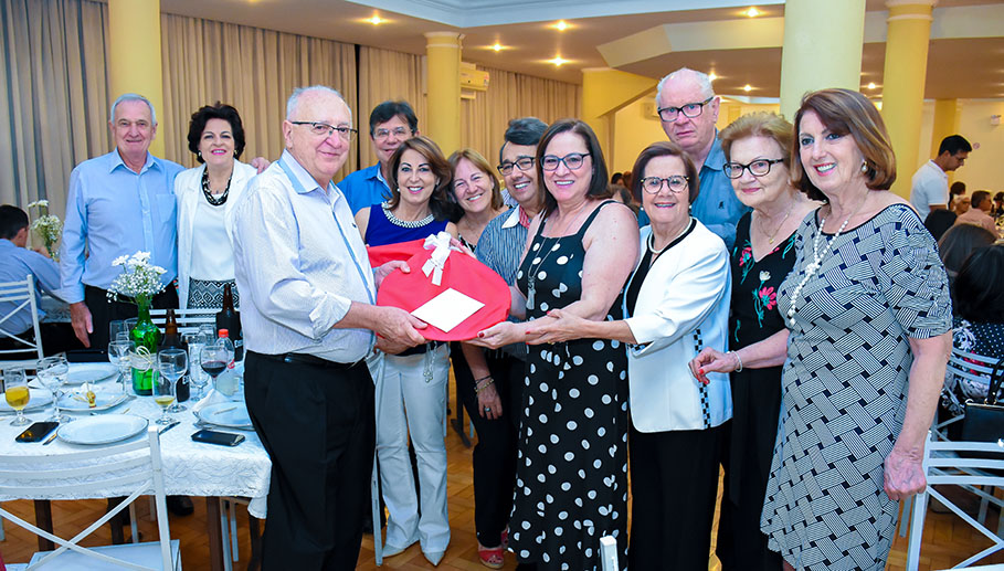 Hermes Antônio Marchetti recebe título de Cidadão Honorário da Câmara de Vereadores